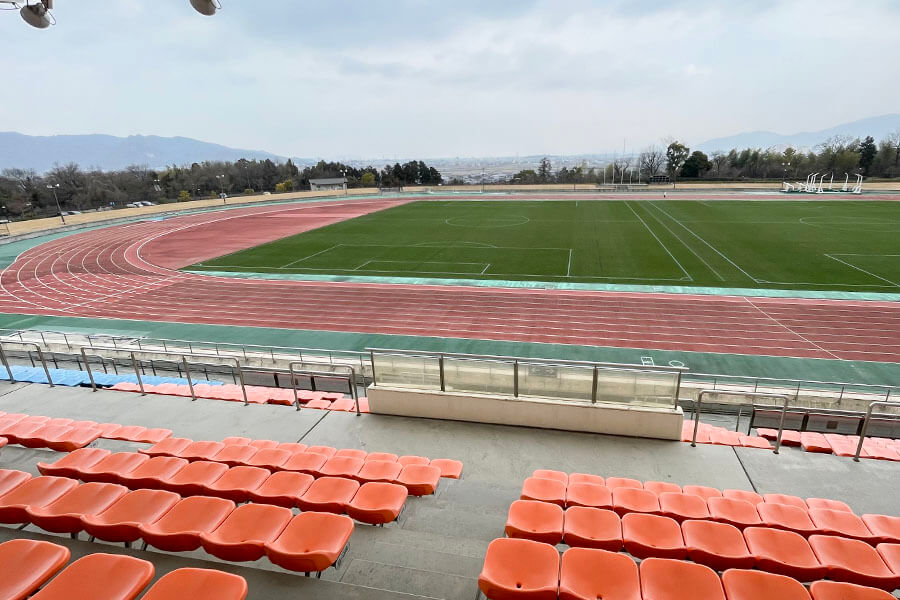 東近江市立総合運動公園布引陸上競技場（布引グリーンスタジアム）の画像